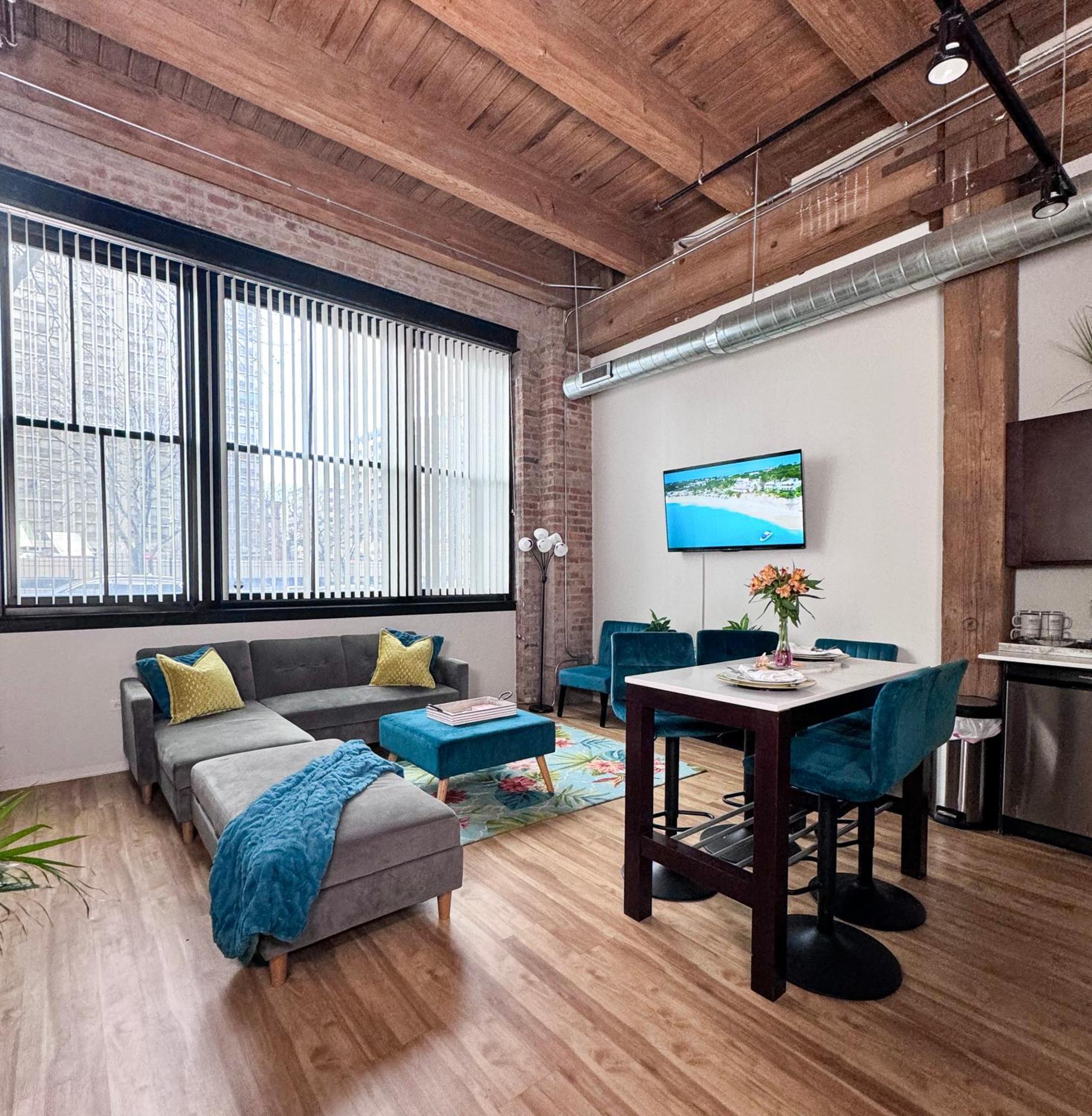 Luxery Stay Chicago - Themed Units! Close To Downtown, Mccormick Place & Wintrust Arena Buitenkant foto
